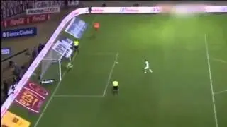 Panenka goes terribly wrong for Malaga&rsquo;s Fernando Tissone