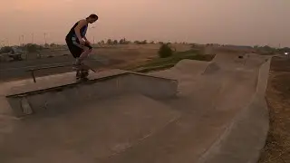 Adventure 67 - Skateboarding in the Smoke - Skatepark Session