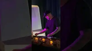World On A Wire live performance from my first show ever. #td3mo #syntakt #digitakt