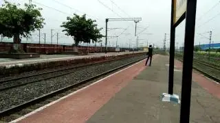 Whining WAP7 HWH Duronto thrashes.Dankuni at 120km