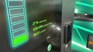So l&auml;dt man ein 40 Tonner am Seed & Greet Ladepark am Kreuz Hilden. - Ohne absatteln.