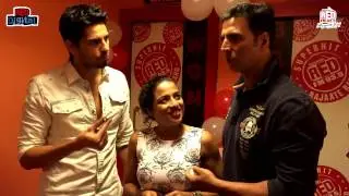 ‪Stars at Red FM studio: #‎MalishkaKe10Saal‬