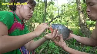 Primitive Life OFF GIRD LIVING To Fishing - Couple Bushcraft Survival Fishing - Every Day Bushcraft