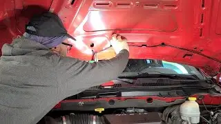 2009 - 2012 Ram 1500 windshield washer nozzle/squirter replacement