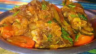 বাঙালির রান্নার স্বাদ মাছের মাথা দিয়ে আলু টমেটো ঘন্ট  রেসিপি।Cook N Food #recipe #cooking 