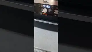 Курочка в Аэрогриль Ninja, кому нужен рецепт пишите напишу. Всем хорошего дня и приятного аппетита)