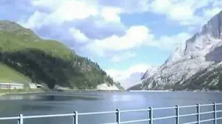 Marmolada scalata in bicicletta, con l'incredibile rettilineo di Malga Ciapela: 3km al 12%