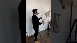 Le Flex - #shorts look what happened when a fan asked to play sax on my new song...