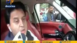 Congress Govt in MP in Crisis as 22 MLAs Quit | Resort Politics Begins