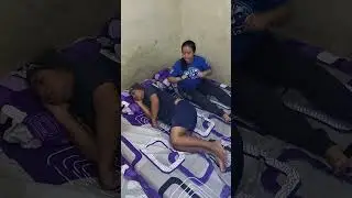 funny.. 😅  #couple #funny #husbandwife #comedy  #trendingshorts  #shorts #viral  #humor