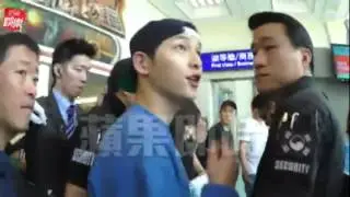 160626 송중기 Song Joong Ki at Taiwan Taoyuan Airport back to Korea 宋仲基 桃園機場