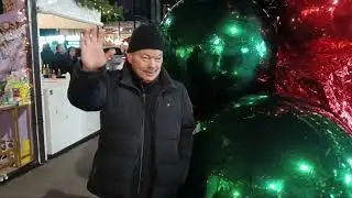 NYC a tours in downtown 34street holiday market place with joe 2025 