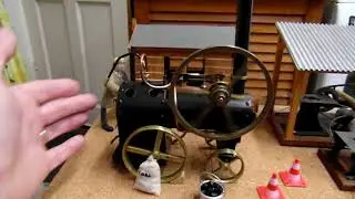 Portable engine model, slow running