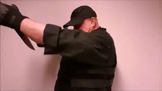 Knife vs bulletproof vest