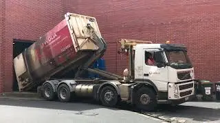 Veolia Volvo Hook Lift
