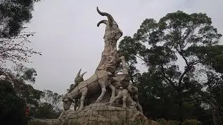 GUANGZHOU - Yuexiu Park and the Statue of the Five Goats