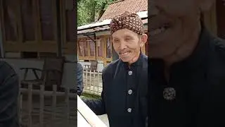 RELAWAN PEMENANGAN CAPRES AMIN PASANG BALIHO MELIBATKAN KOMUNITAS ADAT BONOKELING DESA PEKUNCEN