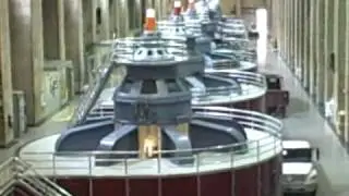 Hoover Dam Tour - Turbine room