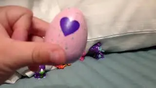 Mommy & Son Hatchimal Colleggtible Blind Bag Video Reveal!