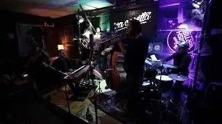 Living / LEONARDO DE ROSE  4tet