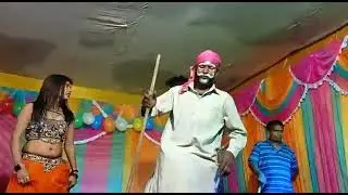 okar Gore Gore Gaal okar Nagin Jaisi chal baten Umar 16 saal ladki Pata le beta Kahi mauka Nikal Jaa
