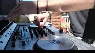 Evolving Mix (4-TRAK Numark + Traktor Pro 3)