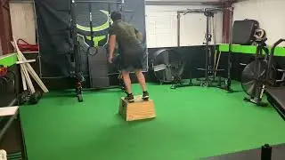Lateral Box Jump to 360