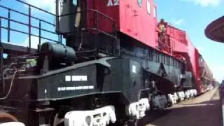 CEBX-800 Schnabel rail car through Durand Mi.
