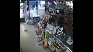 VIDEO: Scratcher smash-and-grab at  AJ&rsquo;s Market
