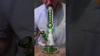 PhoenixStar Freezable Glycerin Beaker Bong in Action😎💨#420 #bongguy