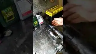 Заправка газом закрытого амортизатора при помощи системы SAR 2