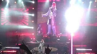 Guns and Roses - Nightrain (live) in Phoenix, AZ 12-27-11 @ Comerica Theater