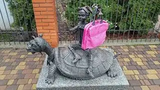 ИСТОРИИ ПРО МАЛЬЧИКА С РОЗОВЫМ ЧЕМОДАНОМ ЧИТАЙ FACEBOOK REXAiR LAVUNMANN 