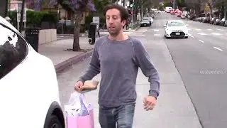Simon Helberg Of Big Bang Theory Is Asked If Game Of Thrones Had A Better Ending - EXCLUSIVE