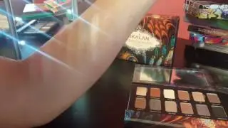 OKALAN EYESHADOW PALETTE 2017