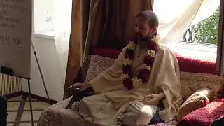 Should you order your mind or negotiate?(Приказывать уму?) | Sri Prem Prayojan Prabhu