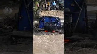 Om606 powered mercedes g class in very deep mud! #4x4 #offroad #mud #mercedes #gclass