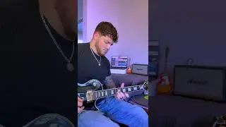 Blues shredding with 99.9% accuracy 🫡 #BluesShred #GuitarSolo #GuitarShorts #ShredGuitar #Shorts