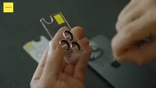 Jak nakleić szkło na aparat Spacecase QuickFit Glass do iPhone?