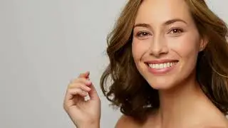 Crest 3D White Strips Review | Professional Teeth Whitening at Home!