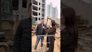 part1：十年老师傅，开挖掘机掉履带装不上，喊田田来帮忙【挖机小姐姐田田】#挖掘机 #女司机 #excavator #funnydriver #shorts