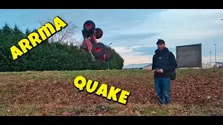 ARRMA QUAKE  GRIMPE AUX ARBRES #foryou #video #rc #arrmaquake