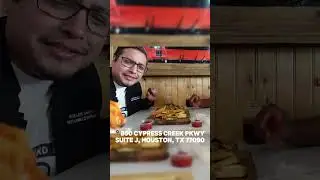 Trying REDDS Hot wings In Houston!!! #foodie #foodreview #wings #friedchicken