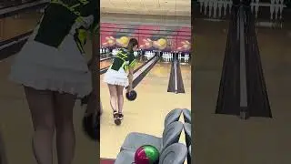 ビッグボウル杉戸にて　金子萌夏プロ投球　#ボウリング