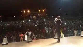 NG BLING soul&egrave;ve tout un stade - CONCERT DE LA CAN 2017