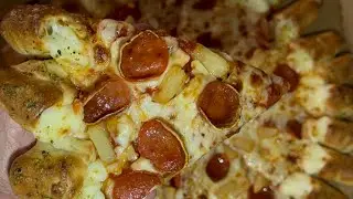 You Will Like Crust Pizza / Pizza Hut