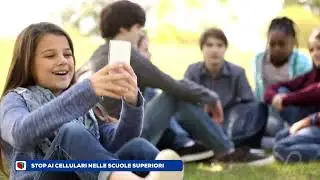 Divieto smartphone nelle scuole superiori: le scuole della provincia si organizzano