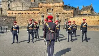 Who’s Guarding The Crown of Scotland today at Edinburgh Castle?!