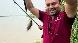 Single Hook Fishing In Delhi Jumuna River 🎣🎣 | Catching Telapia Fish