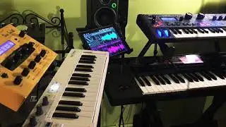 022 - SpaceCraft app with Mininova arpeggios and DSI Mopho leads (20.01.19)